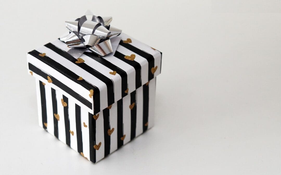 Seasonal Gift Ideas for Your Girlfriend
