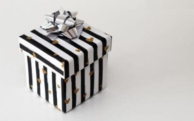 Seasonal Gift Ideas for Your Girlfriend
