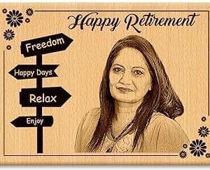 Capture Memories Forever: Personalized Engraved Photo Frame for Retirement Gift!