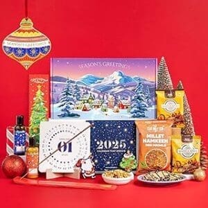 Warm up your loved ones with our Phool Winter Cheer 2025 Gift Box! 🎁🌟 Warm up your loved ones with our Phool Winter Cheer 2025 Gift Box! 🎁🌟