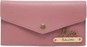 Customized Leather Wallet: The Perfect Mother’s Day Gift for Mom!