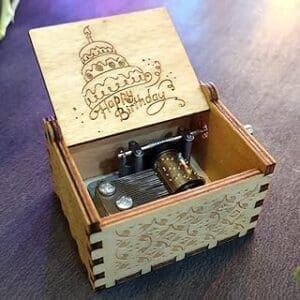Vintage Hand Crank Music Box: Perfect Birthday Gift for Him or Her!